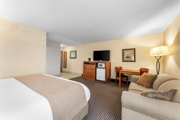 Room 20 of 38