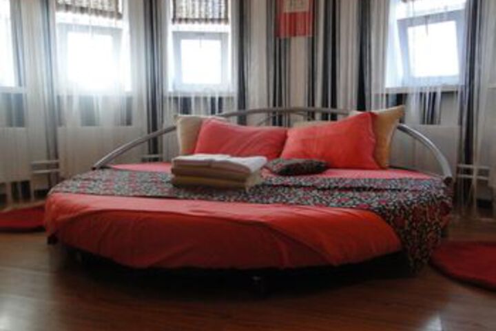 Room 20 of 103