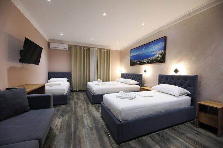 Room 48 of 99