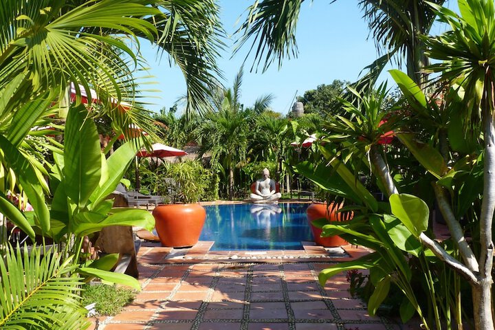 Pool Hotel