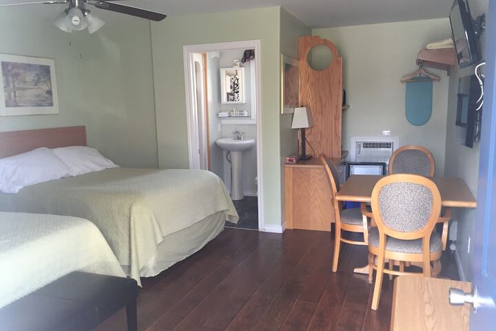Room 18 of 38