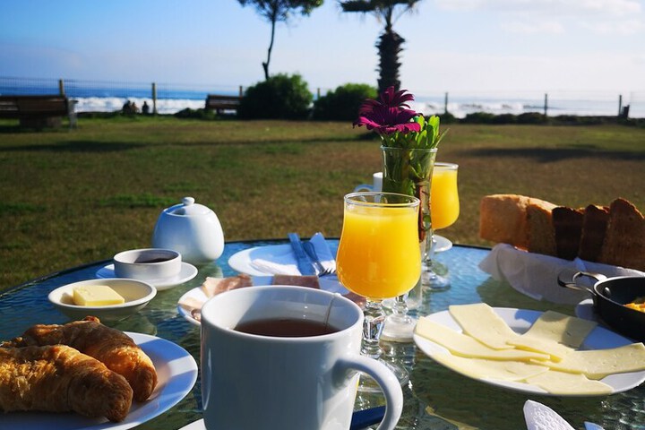 Breakfast/Coffee Service 8 of 40