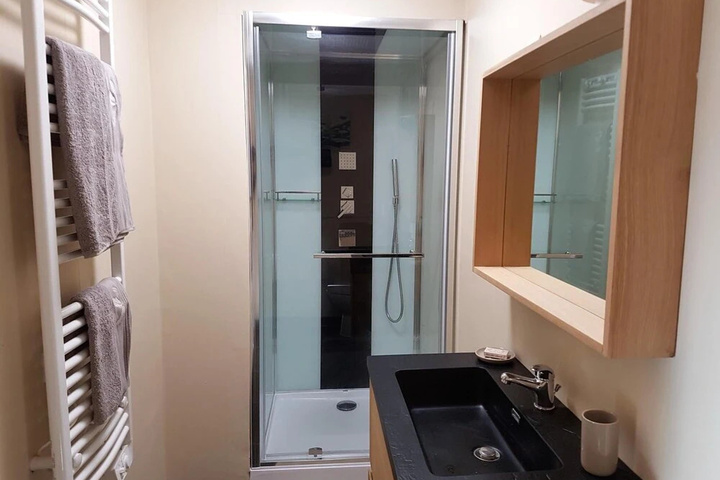 Room 7 of 21