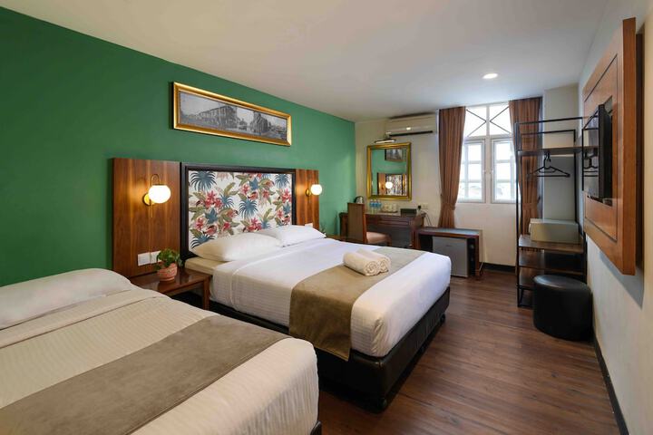Room 15 of 79