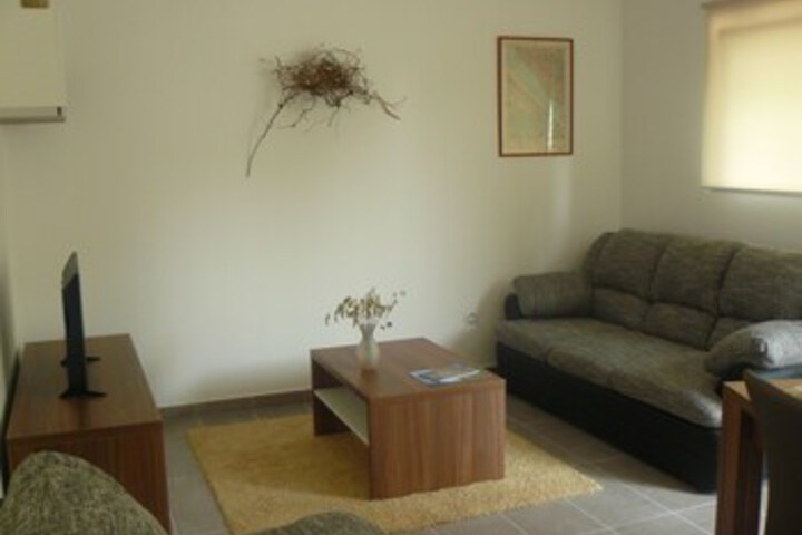 Room 26 of 63