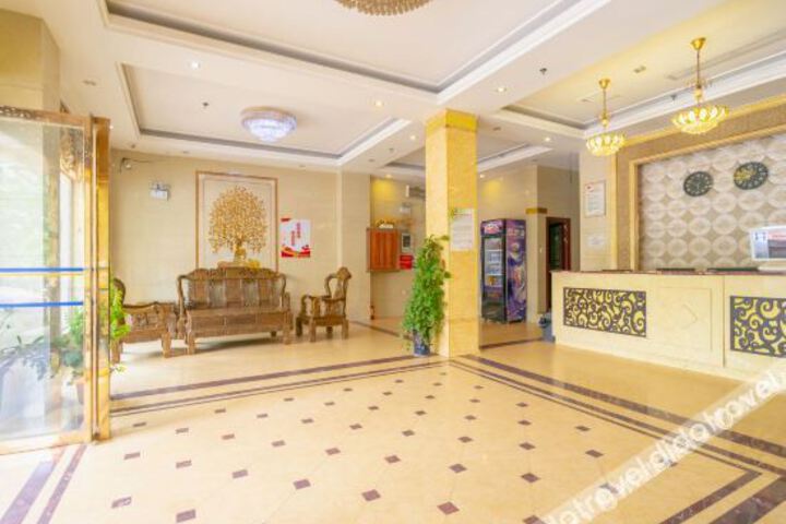 Hotel Interior 12 of 25