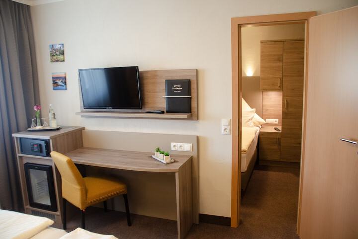 Room 29 of 75