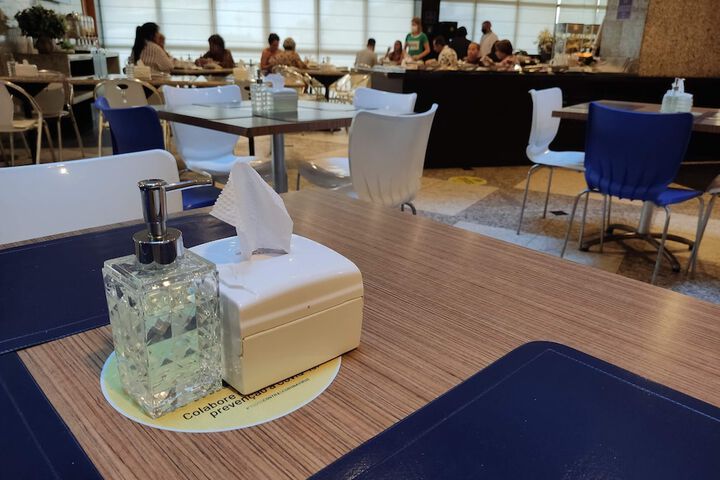 Breakfast/Coffee Service 96 of 141