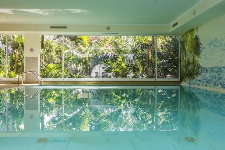 Hotel Pool