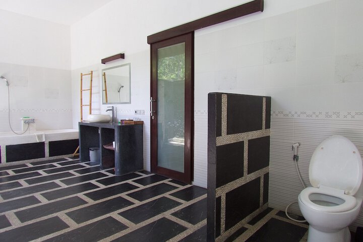 Clean Restrooms
