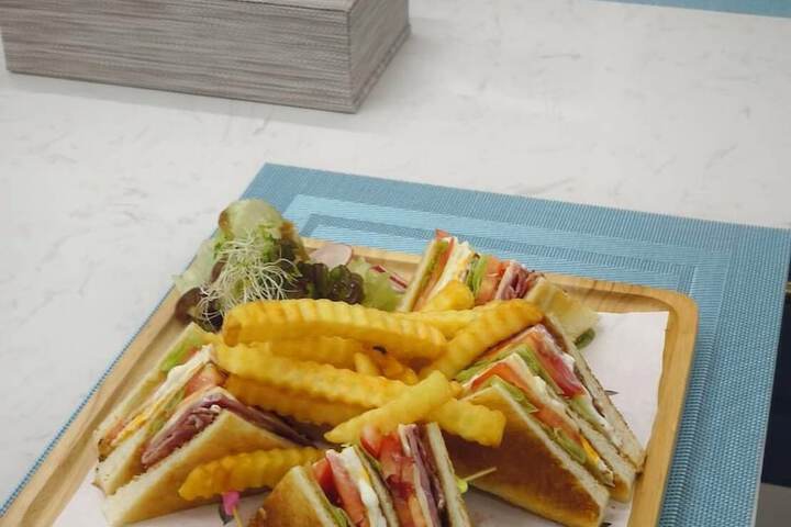 Dining 121 of 171