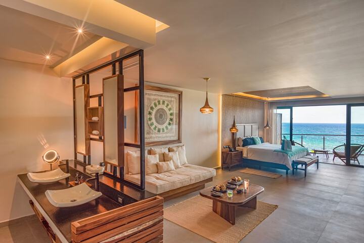 Room 34 of 68