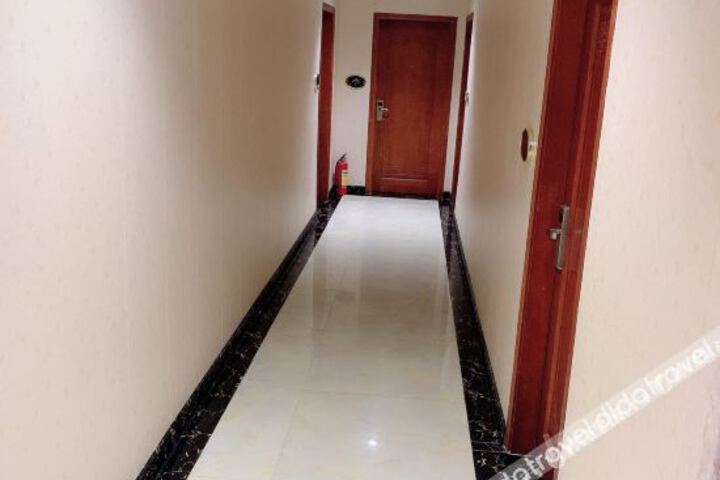 Hotel Interior 10 of 18