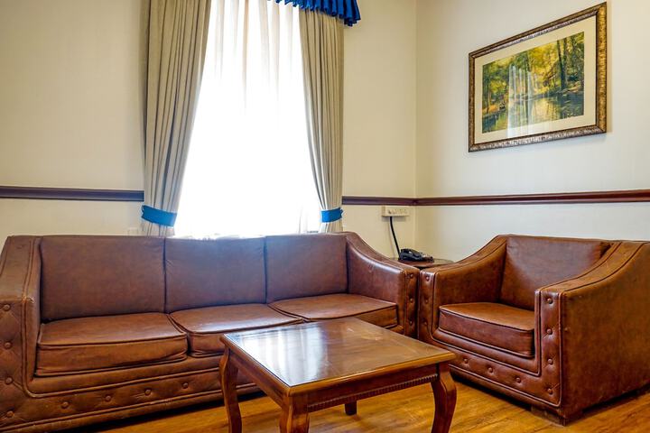 Room 27 of 109