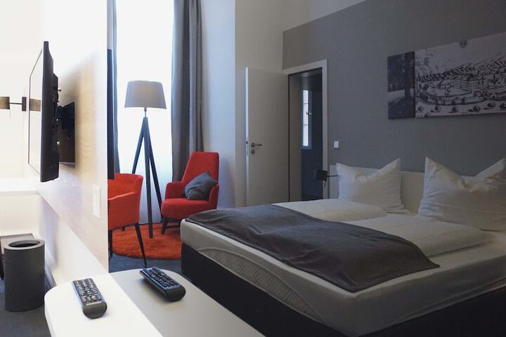Room 3 of 30
