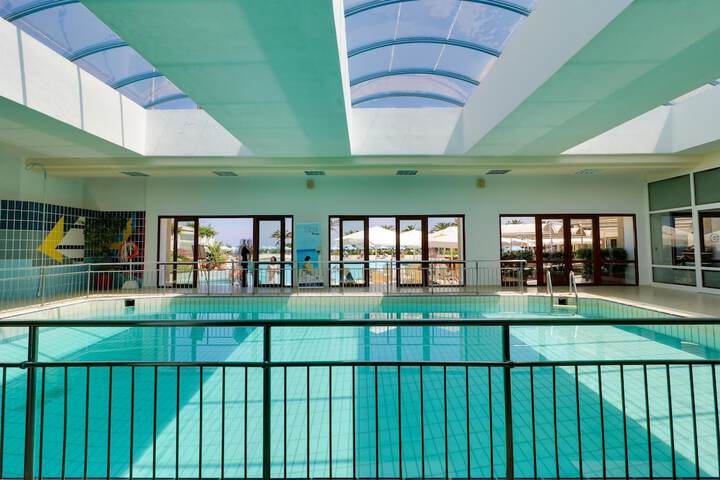 Pool 112 of 190