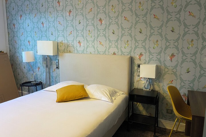 Room 55 of 94