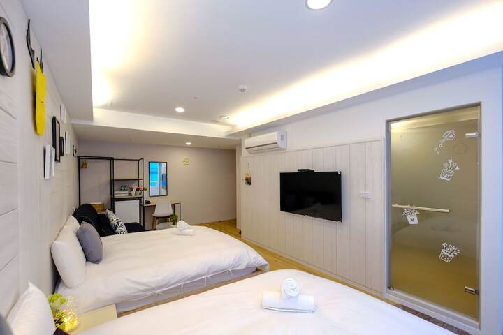 Room 13 of 60