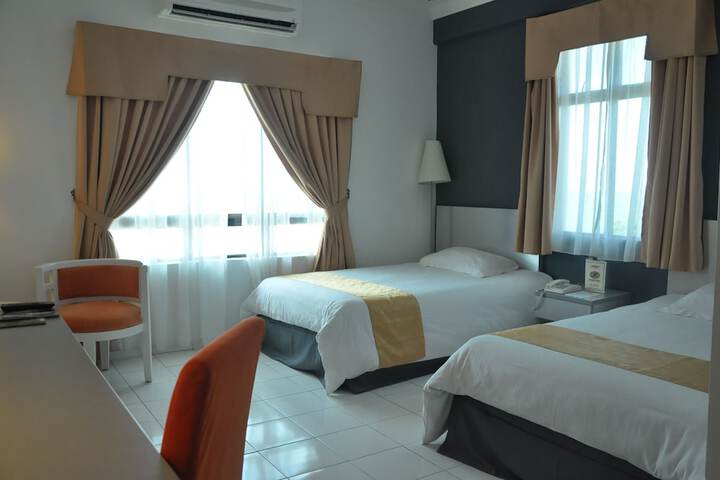 Room 11 of 75