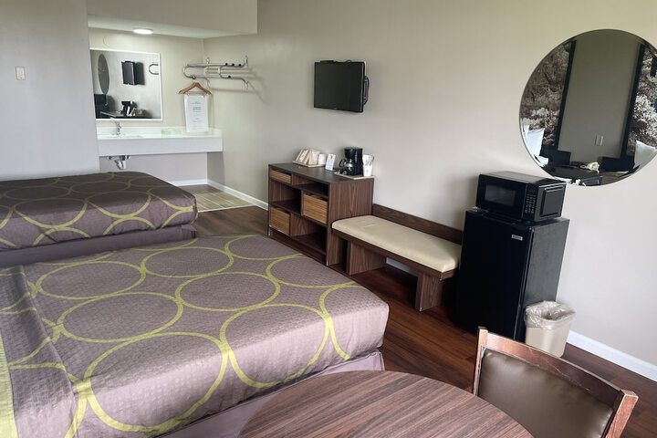 2 Double Beds (2 of 16)