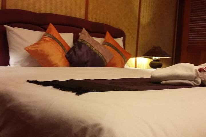 Room 31 of 133