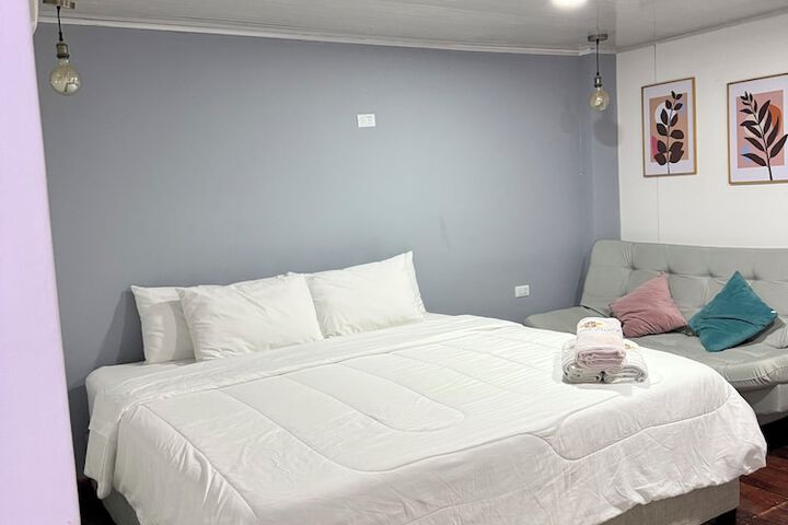 Room 10 of 71