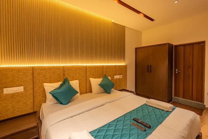 Room 44 of 87