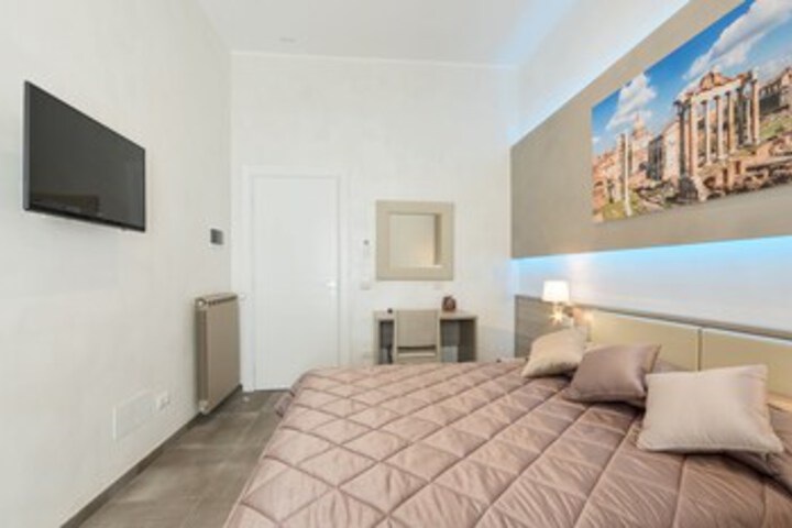 Room 21 of 30