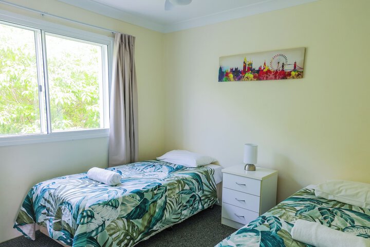 Room 10 of 51