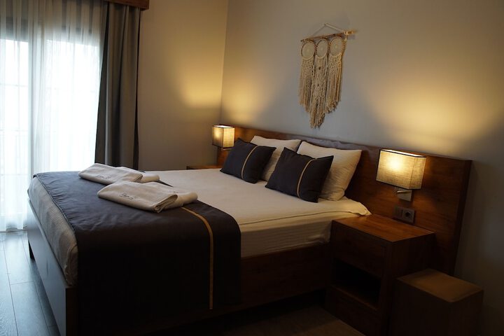 Room 15 of 68