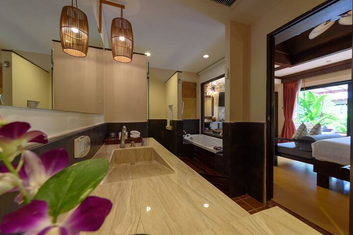 Bathroom Interior Photo