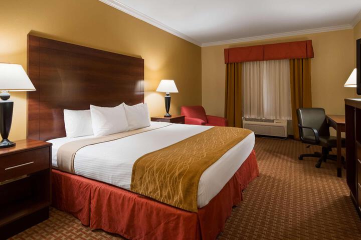 1 King Bed 32 Inch Flat Television High Speed Internet Accessible Microwave and Refrigerator, Coffee Maker, Hairdryer Continental Breakfast (3 of 4)