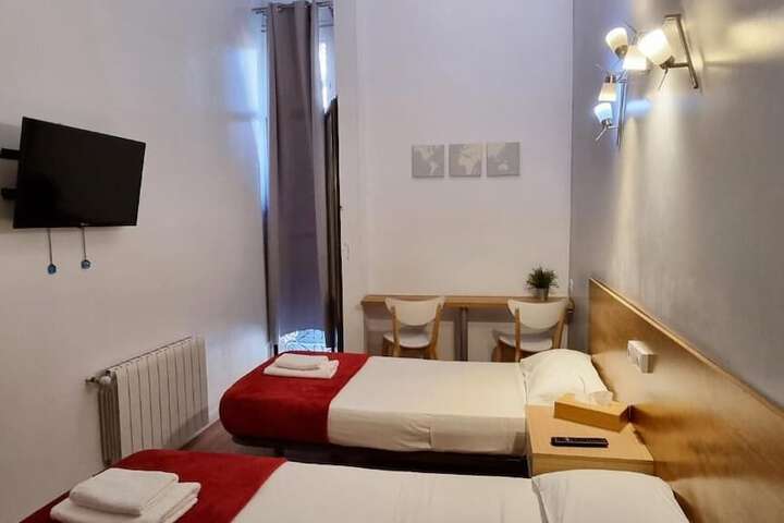 Room 14 of 45