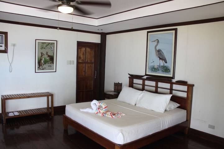 Room 9 of 39