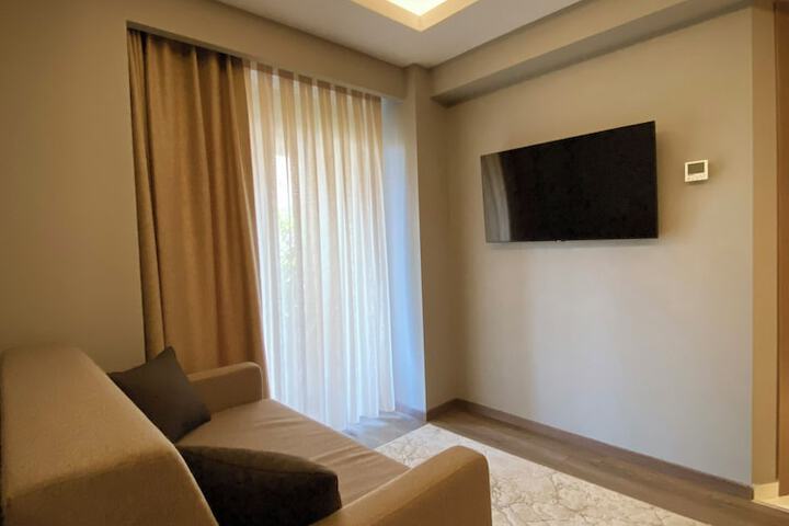 Room 34 of 74