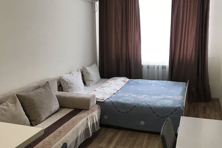 Room 83 of 128