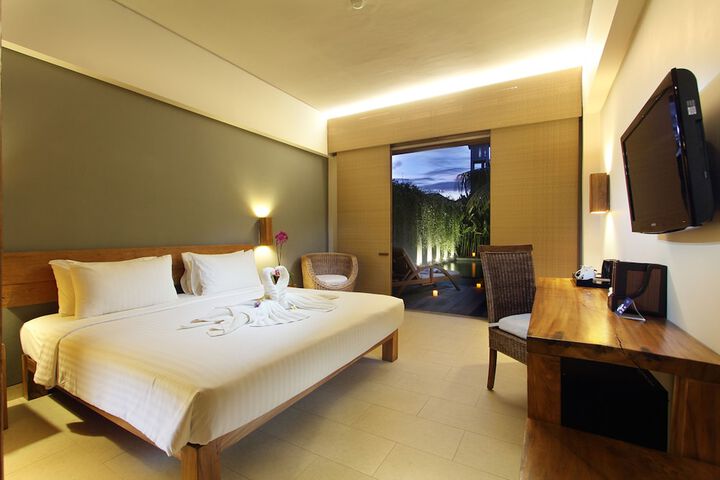 Room 27 of 81