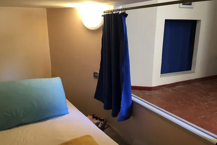 Room 3 of 14