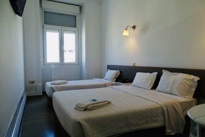 Room 40 of 74