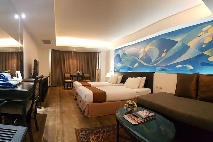 Room 18 of 51