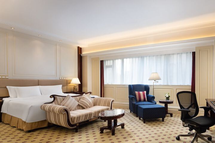 Room 21 of 76