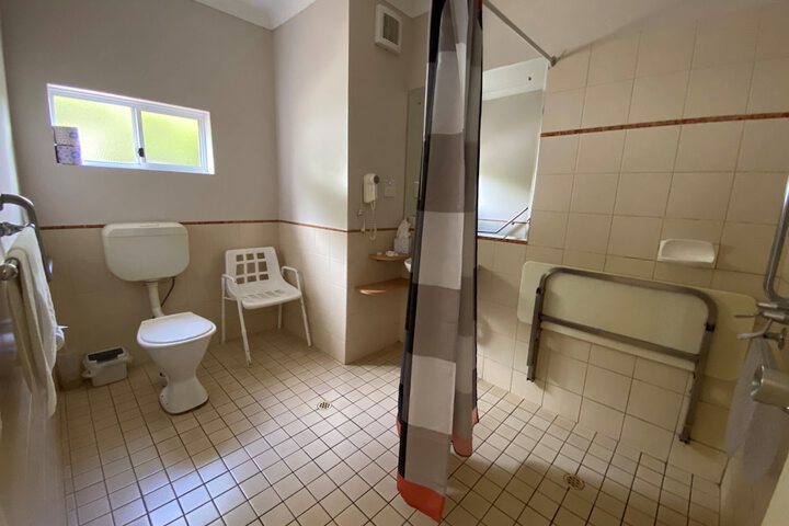 Room 17 of 24