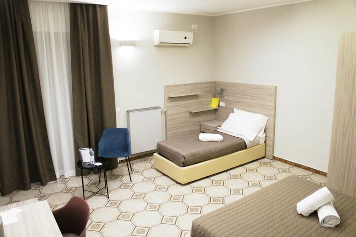 Room 43 of 71