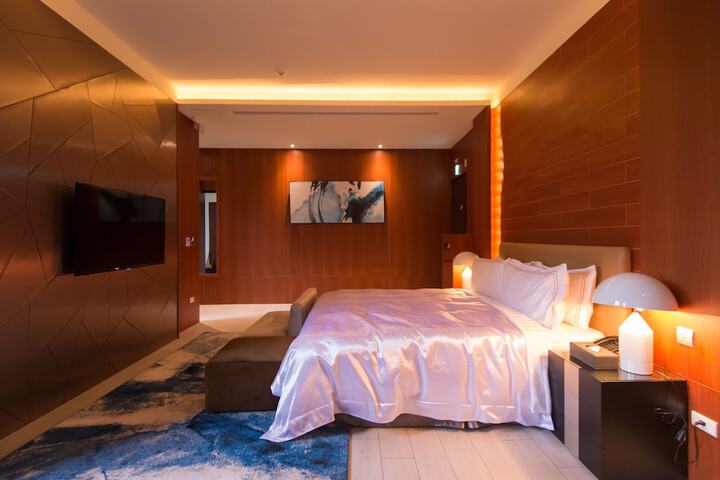 Room 20 of 71