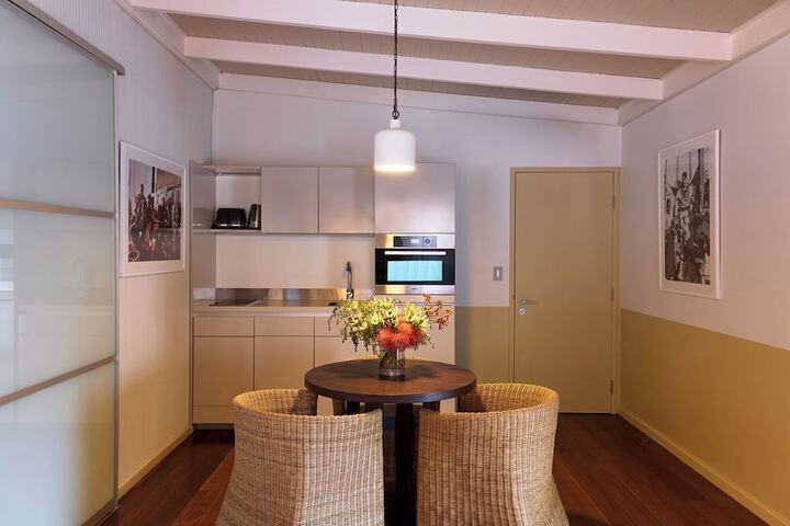 Room 15 of 40