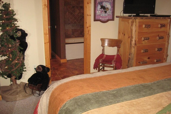 Room 15 of 32
