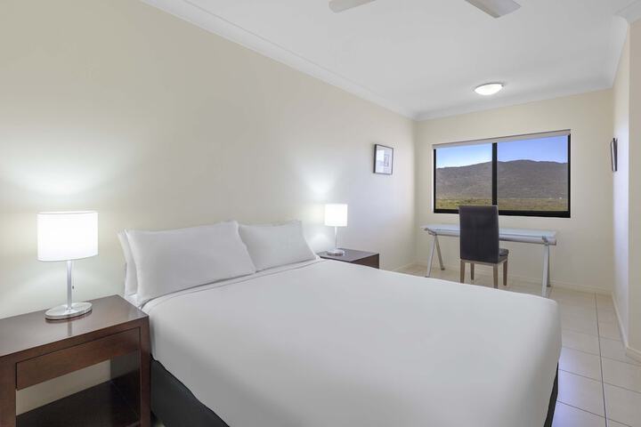 Room 4 of 58
