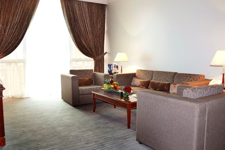 Room 46 of 132