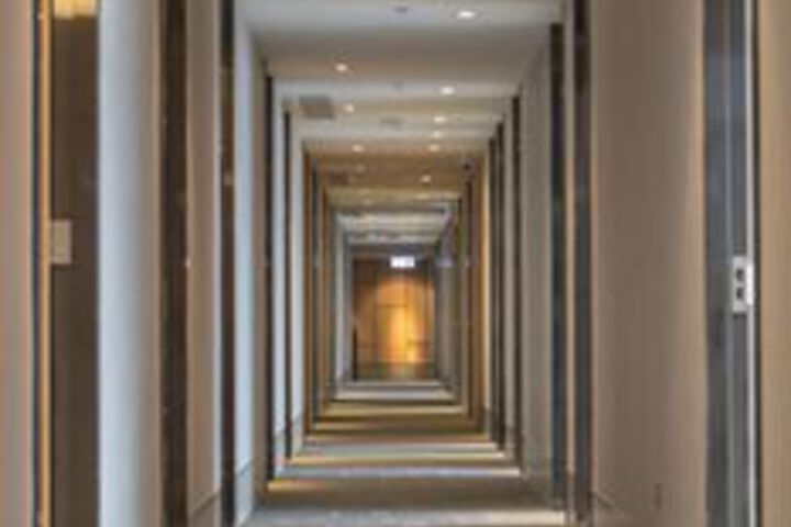 Ballroom/Hall 11 of 18