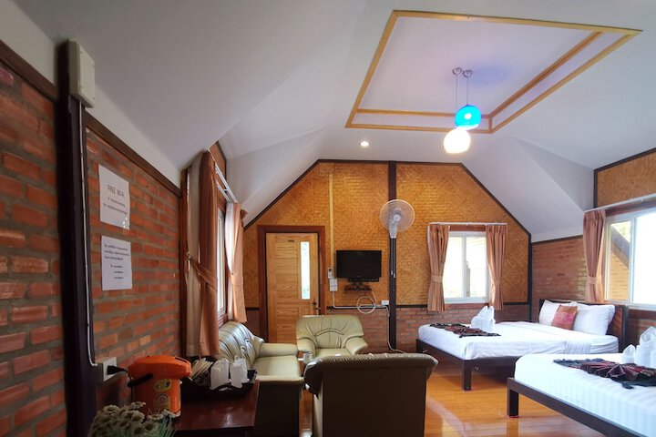 Room 15 of 35